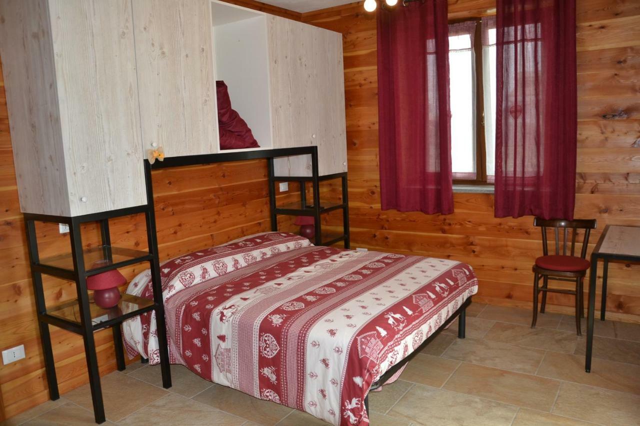 B&B L'Albero E Le Stelle Borgo San Dalmazzo Eksteriør bilde